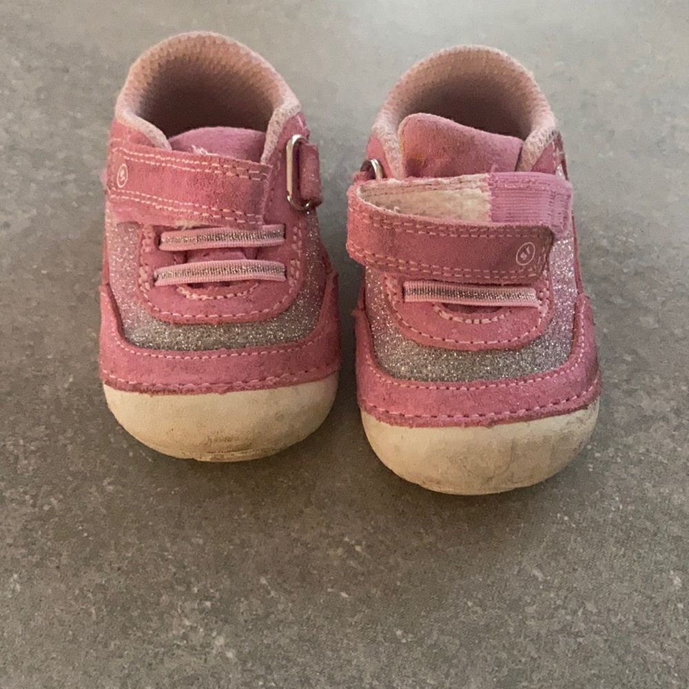 Stride rite 3M pink glitter sneakers